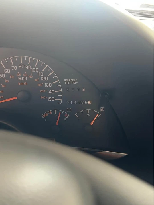 1996 Pontiac Firebird 4th Gen - Image 11 of 17