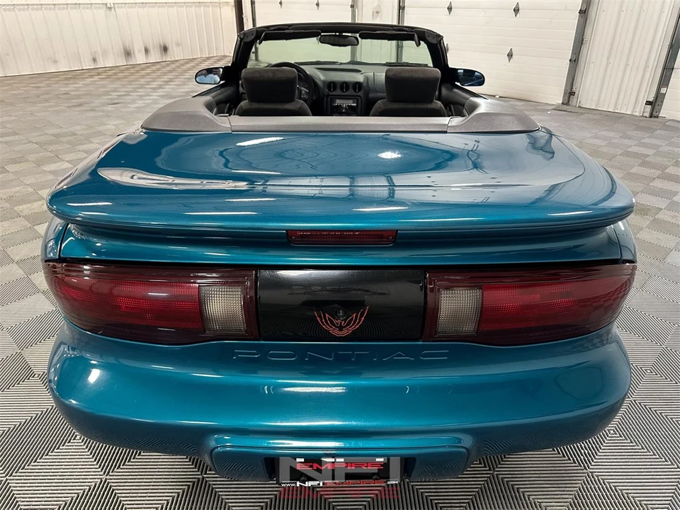 1996 Pontiac Firebird 4th Gen - Image 10 of 31