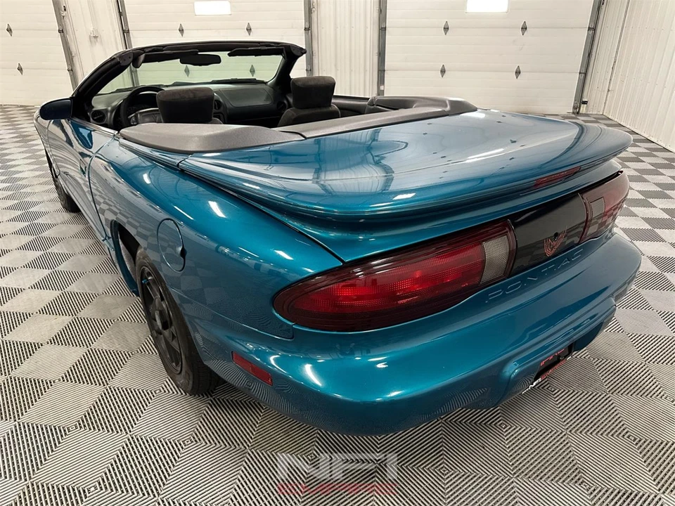 1996 Pontiac Firebird 4th Gen - Image 11 of 31