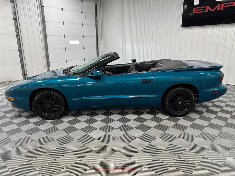 1996 Pontiac Firebird 4th Gen - Image 3 of 31