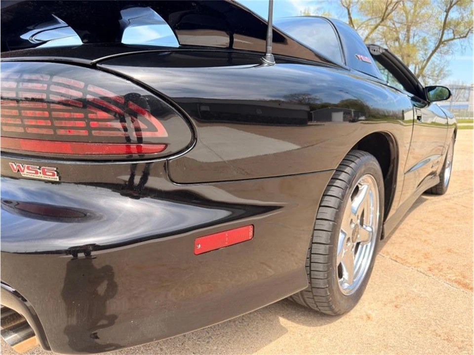 1996 Pontiac Firebird 4th Gen - Image 28 of 31