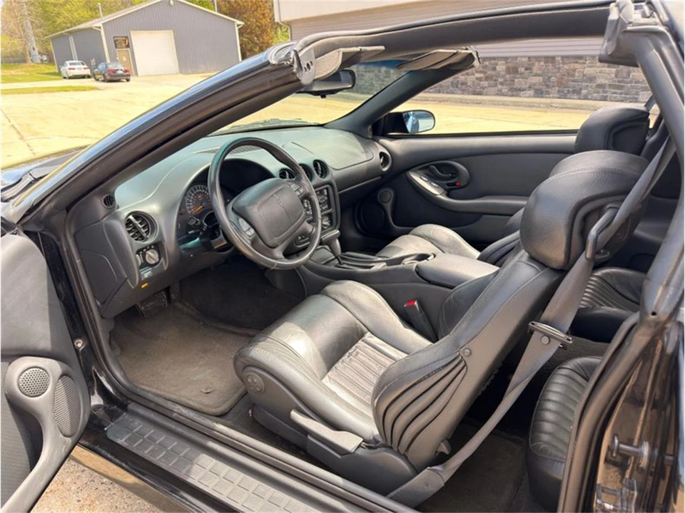 1996 Pontiac Firebird 4th Gen - Image 16 of 31