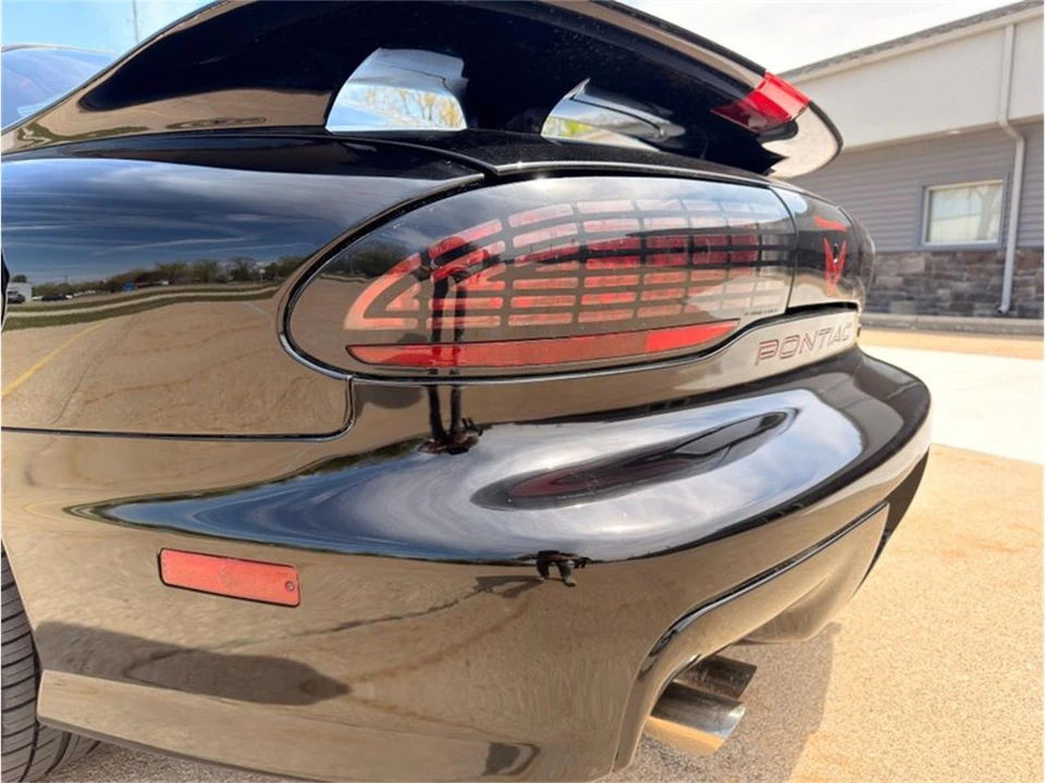 1996 Pontiac Firebird 4th Gen - Image 10 of 31
