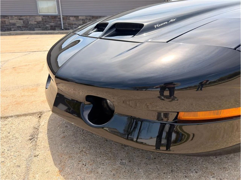 1996 Pontiac Firebird 4th Gen - Image 4 of 31
