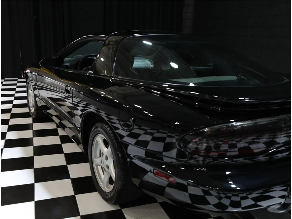 1996 Pontiac Firebird 4th Gen - Image 22 of 31