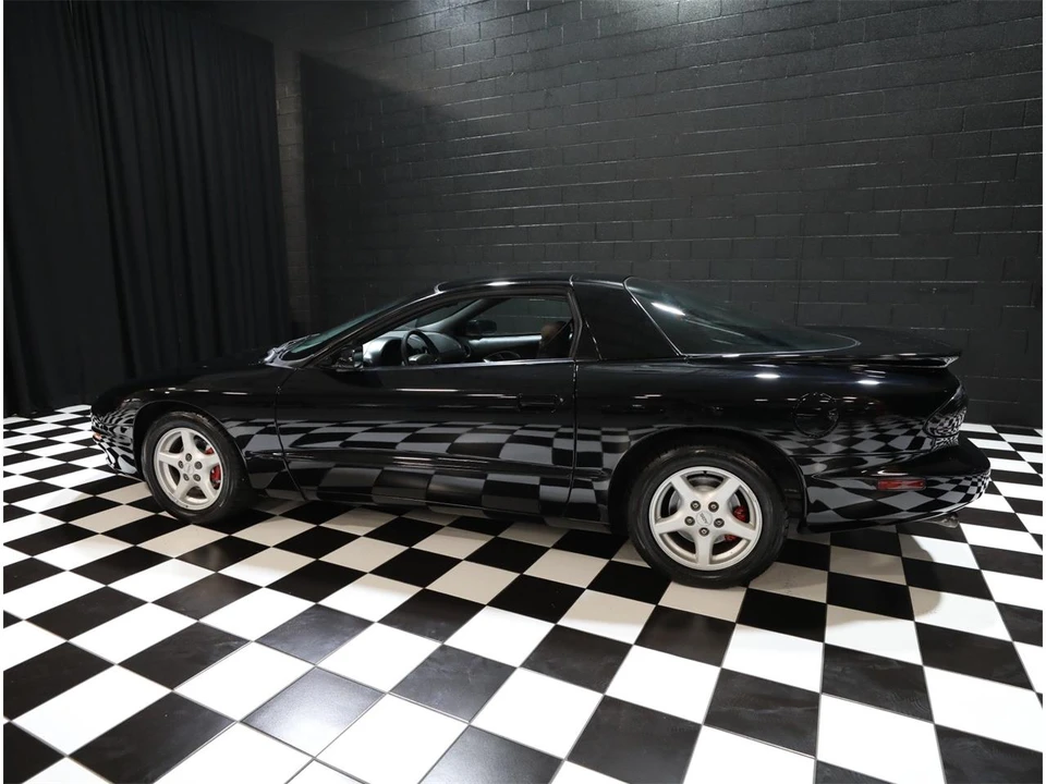1996 Pontiac Firebird 4th Gen - Image 25 of 31
