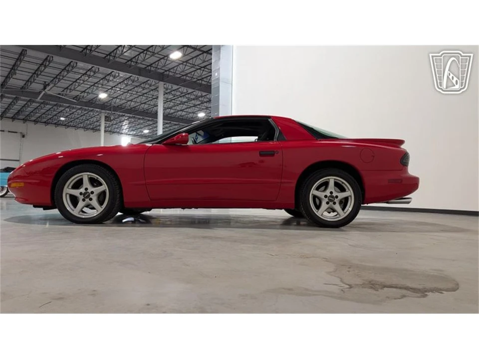 1996 Pontiac Firebird 4th Gen - Image 7 of 31