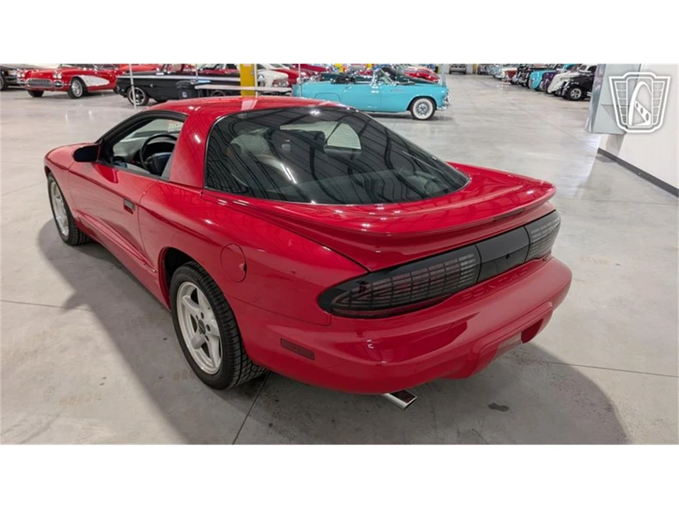 1996 Pontiac Firebird 4th Gen - Image 8 of 31