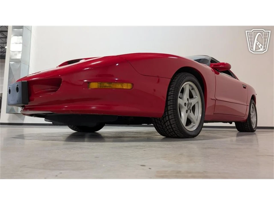 1996 Pontiac Firebird 4th Gen - Image 4 of 31