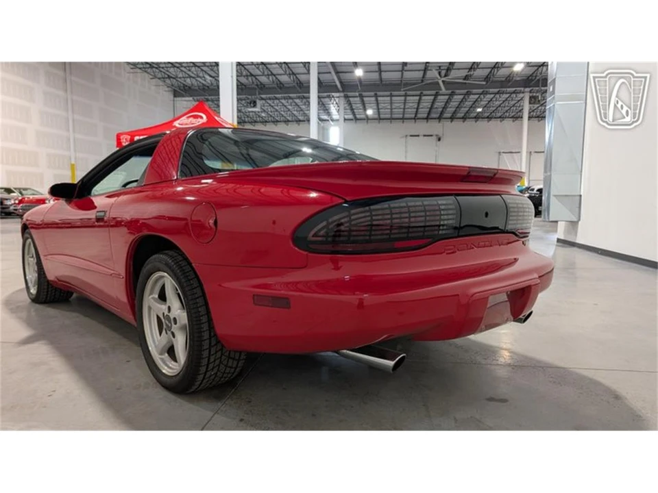 1996 Pontiac Firebird 4th Gen - Image 9 of 31