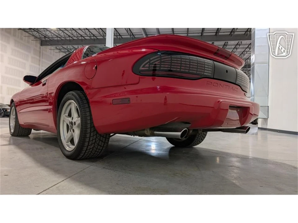 1996 Pontiac Firebird 4th Gen - Image 10 of 31