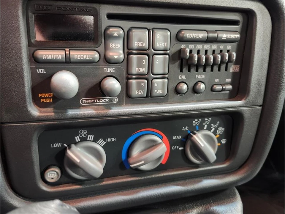 1996 Pontiac Firebird 4th Gen - Image 12 of 31