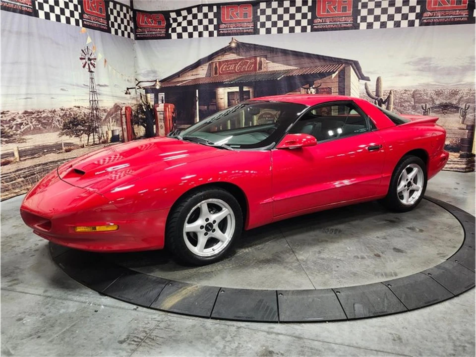 1996 Pontiac Firebird 4th Gen - Image 2 of 31