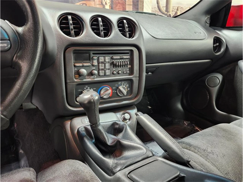 1996 Pontiac Firebird 4th Gen - Image 10 of 31