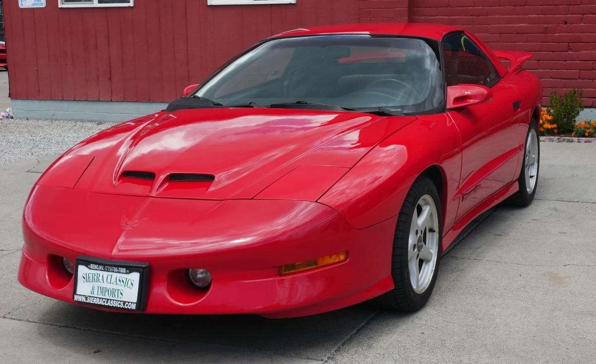1996 Pontiac Firebird 4th Gen - Image 2 of 31