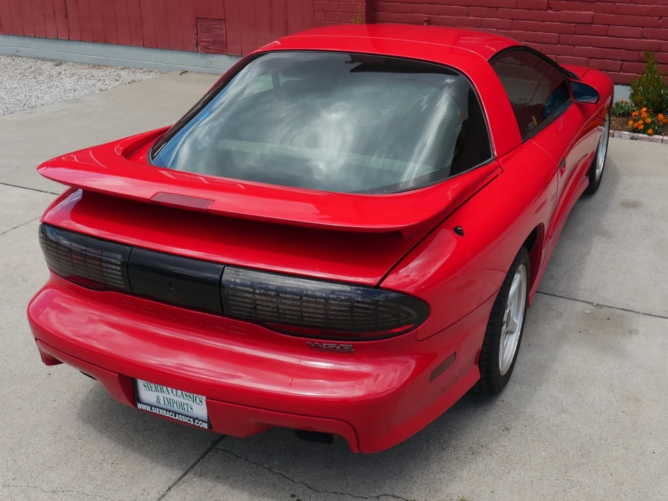 1996 Pontiac Firebird 4th Gen - Image 11 of 31