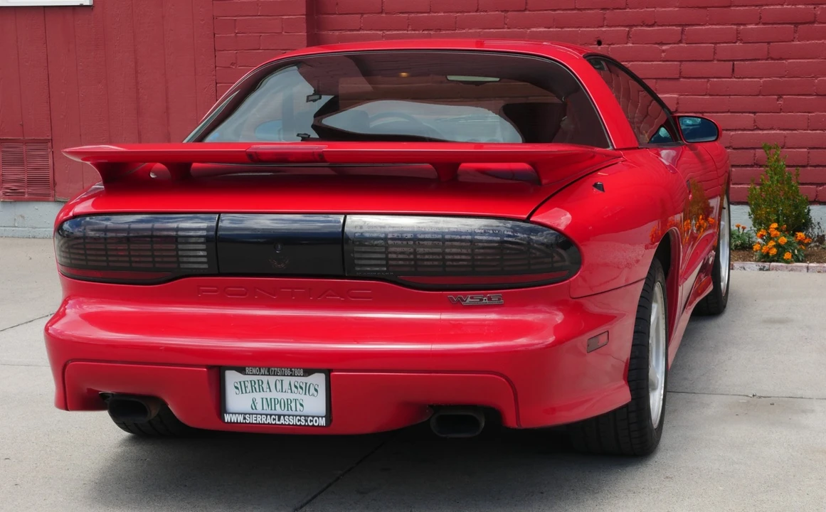 1996 Pontiac Firebird 4th Gen - Image 8 of 31