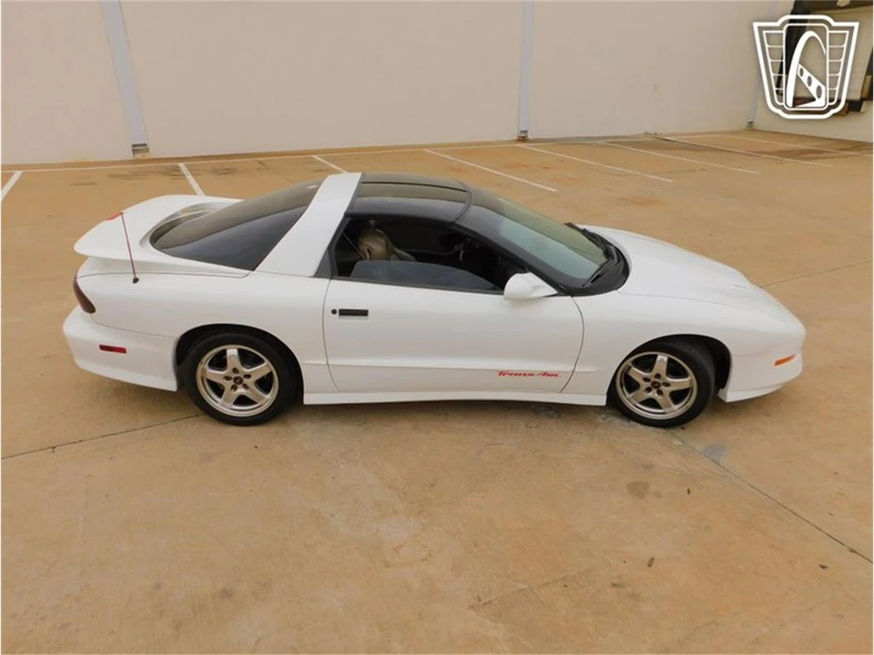 1996 Pontiac Firebird 4th Gen - Image 26 of 31