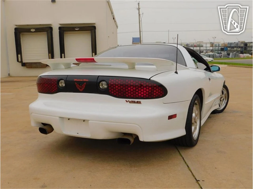 1996 Pontiac Firebird 4th Gen - Image 21 of 31