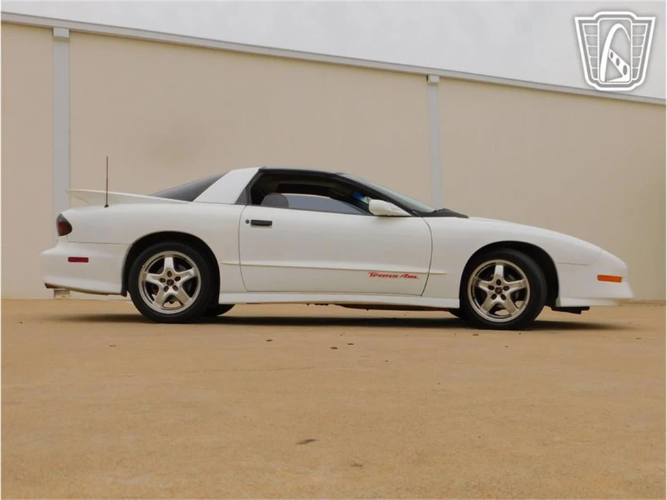 1996 Pontiac Firebird 4th Gen - Image 28 of 31