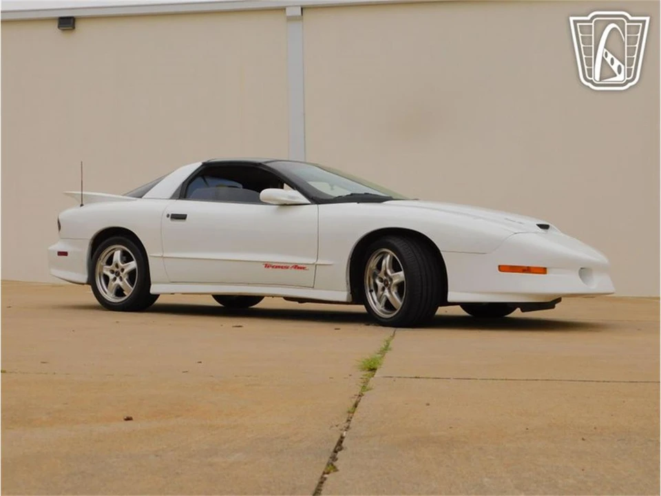 1996 Pontiac Firebird 4th Gen - Image 29 of 31