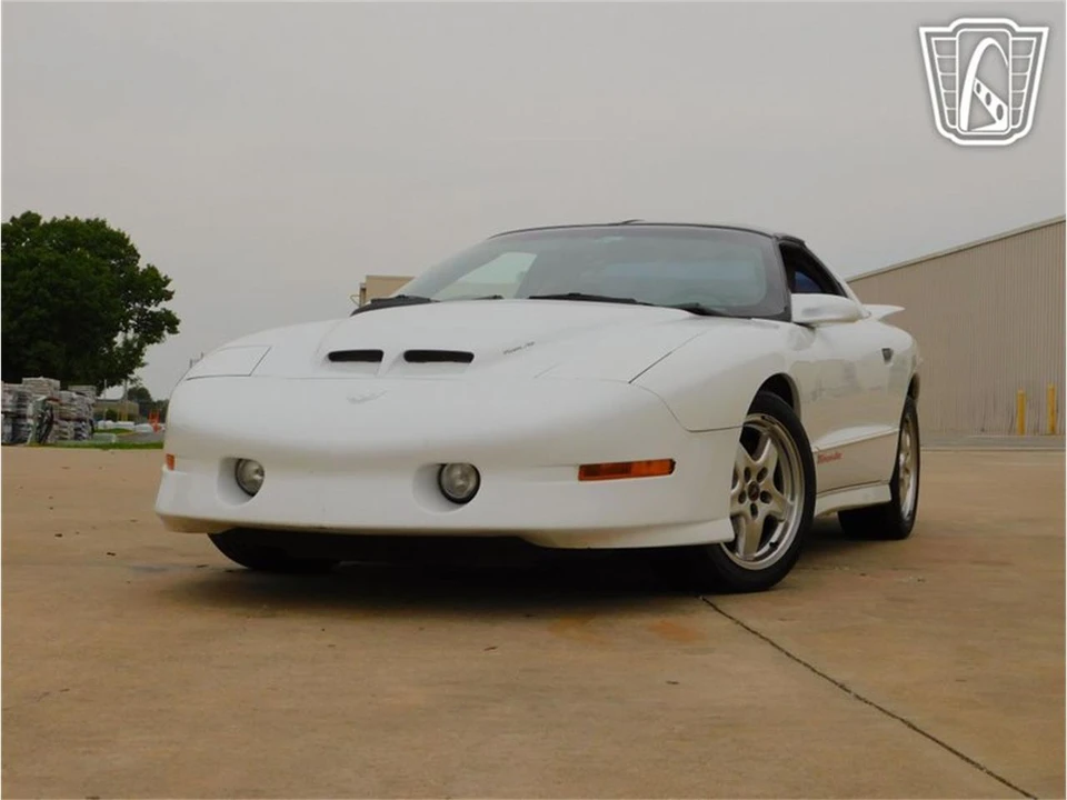 1996 Pontiac Firebird 4th Gen - Image 4 of 31