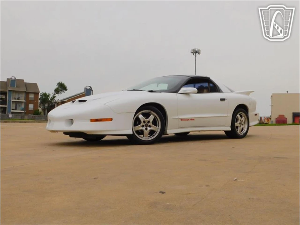 1996 Pontiac Firebird 4th Gen - Image 5 of 31
