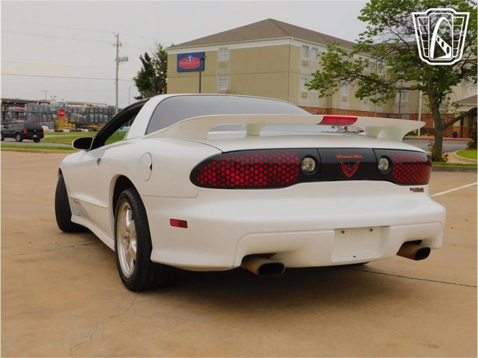 1996 Pontiac Firebird 4th Gen - Image 15 of 31