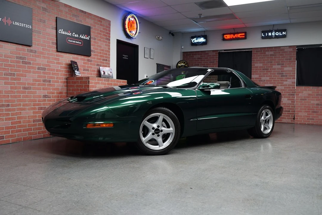 1996 Pontiac Firebird 4th Gen - Image 2 of 21