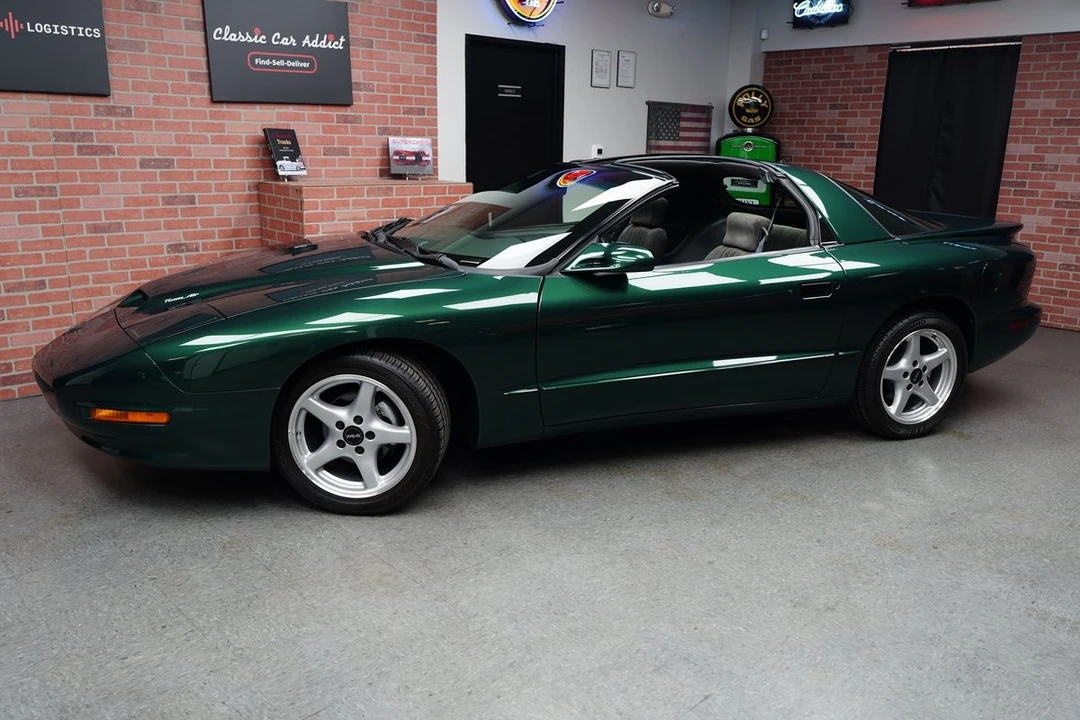 1996 Pontiac Firebird 4th Gen - Image 7 of 21