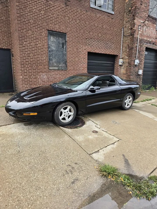 1996 Pontiac Firebird 4th Gen - Image 2 of 5