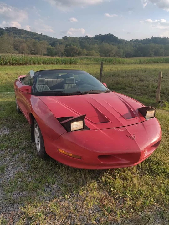1996 Pontiac Firebird 4th Gen - Image 5 of 10