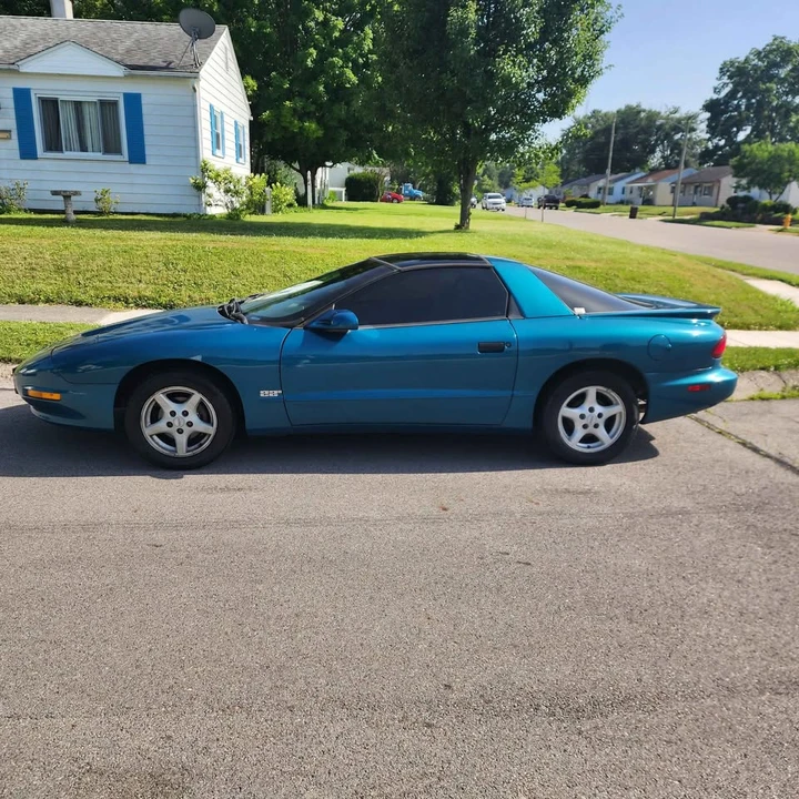 1996 Pontiac Firebird 4th Gen - Image 4 of 19