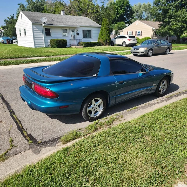 1996 Pontiac Firebird 4th Gen - Image 7 of 19