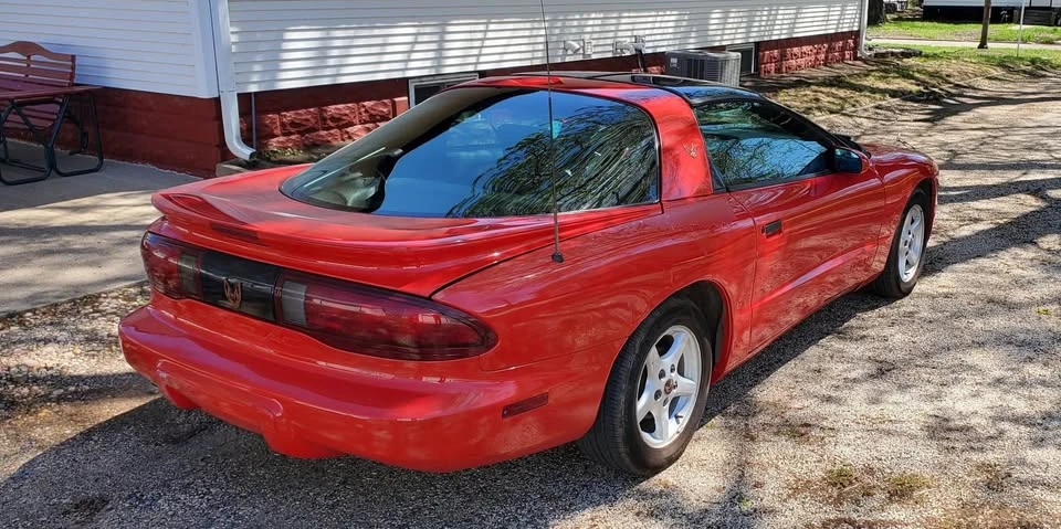1996 Pontiac Firebird 4th Gen - Image 6 of 14