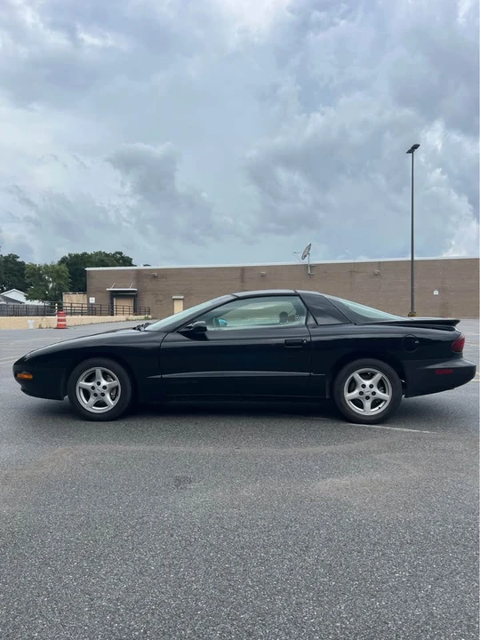 1996 Pontiac Firebird 4th Gen - Image 5 of 16