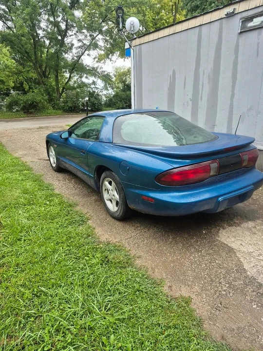 1996 Pontiac Firebird 4th Gen - Image 5 of 7