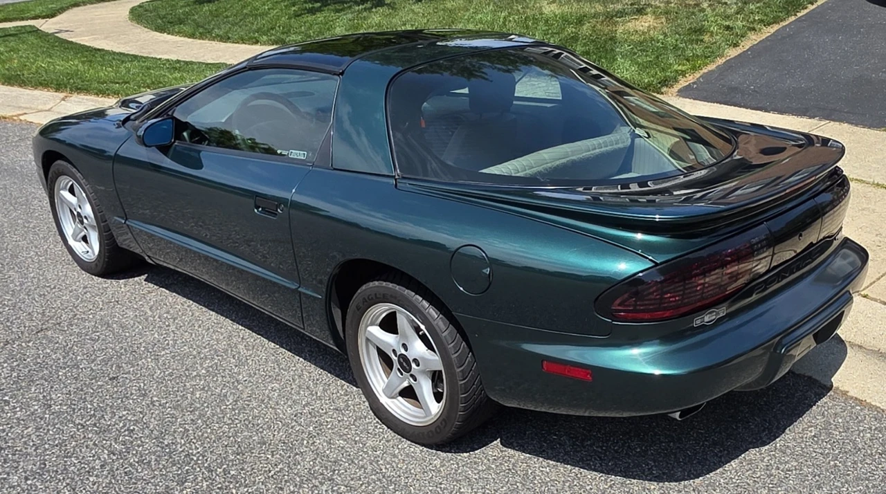 1996 Pontiac Firebird Trans Am 4th Gen - Image 9 of 31