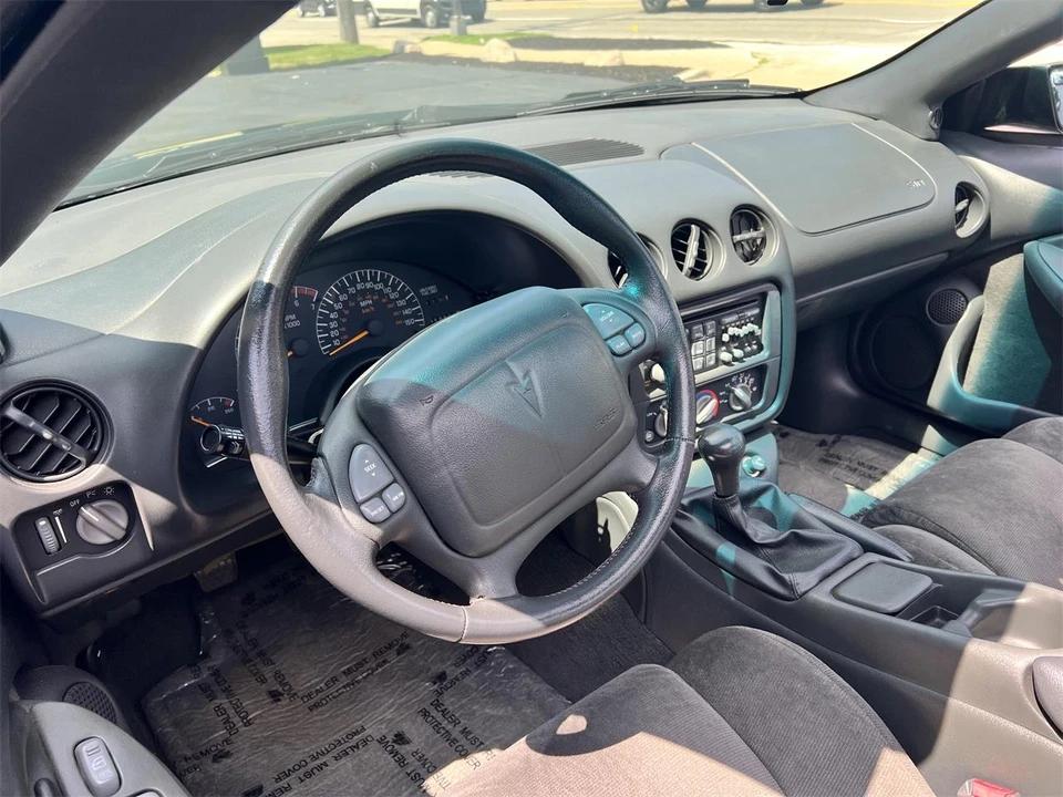 1996 Pontiac Firebird Formula 4th Gen - Image 10 of 28