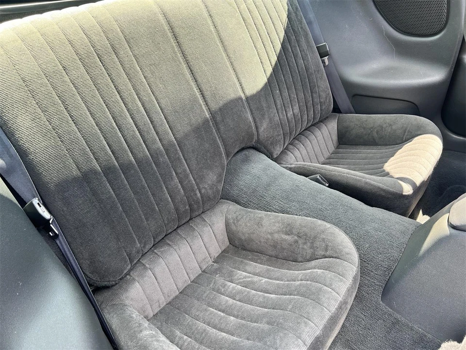 1996 Pontiac Firebird Formula 4th Gen - Image 18 of 28