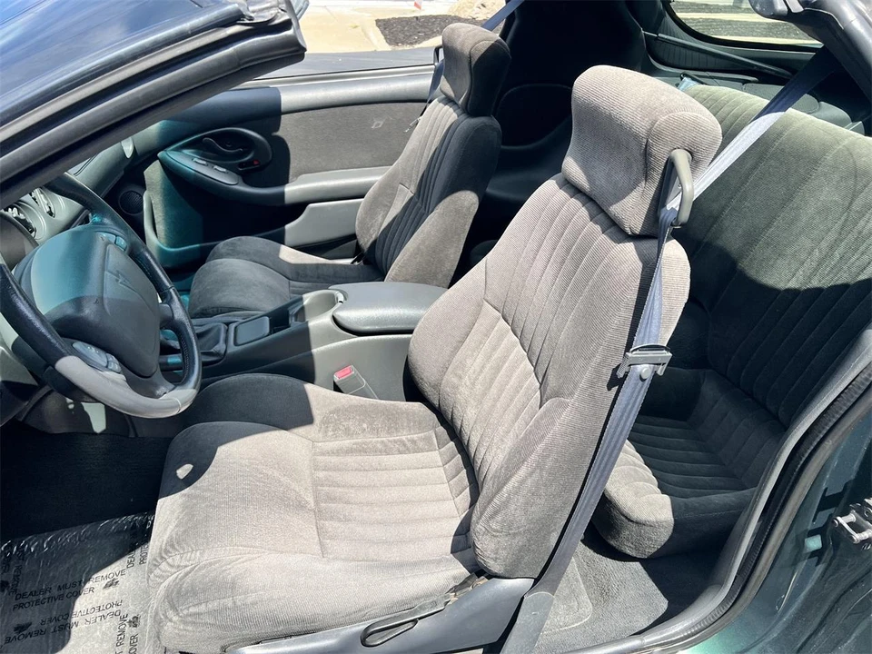 1996 Pontiac Firebird Formula 4th Gen - Image 11 of 28