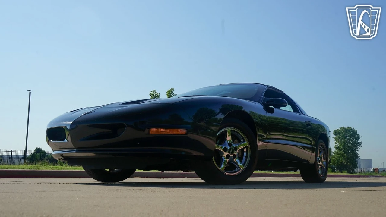 1996 Pontiac Firebird 4th Gen - Image 6 of 12