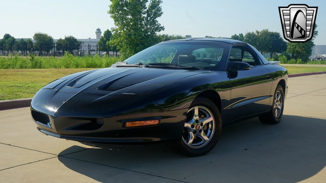 1996 Pontiac Firebird 4th Gen - Image 3 of 12