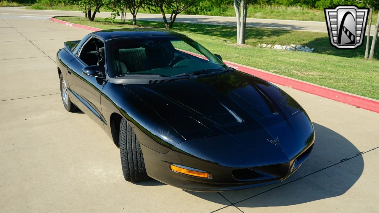 1996 Pontiac Firebird 4th Gen - Image 5 of 12
