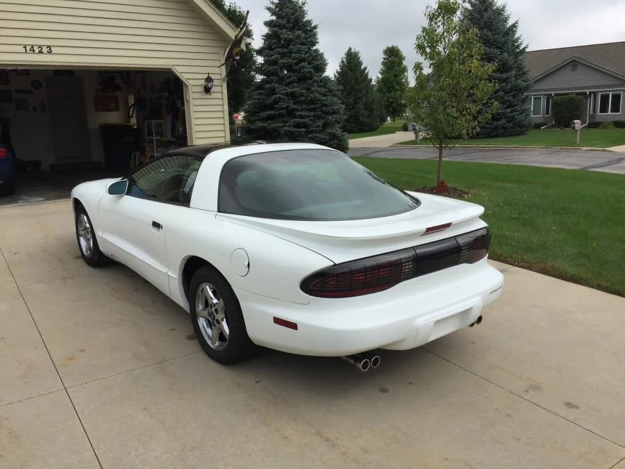 1996 Pontiac Firebird 4th Gen - Image 3 of 10