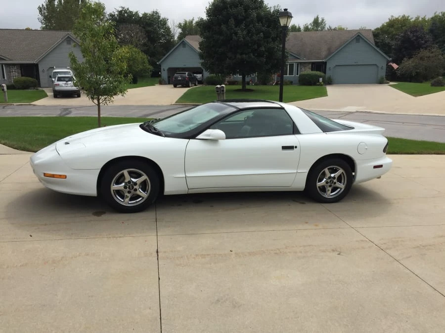 1996 Pontiac Firebird 4th Gen - Image 9 of 10