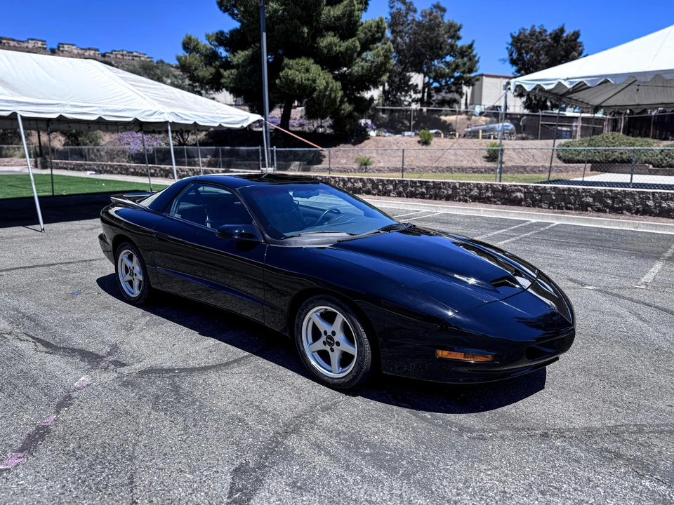 1996 Pontiac Firebird 4th Gen - Image 17 of 25