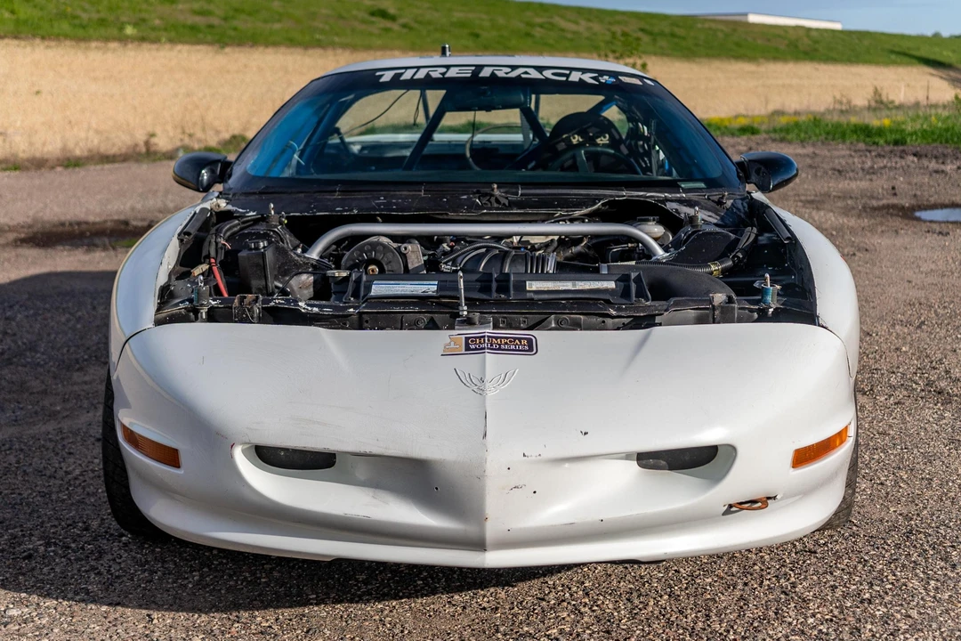 1996 Pontiac Firebird 4th Gen - Image 2 of 31