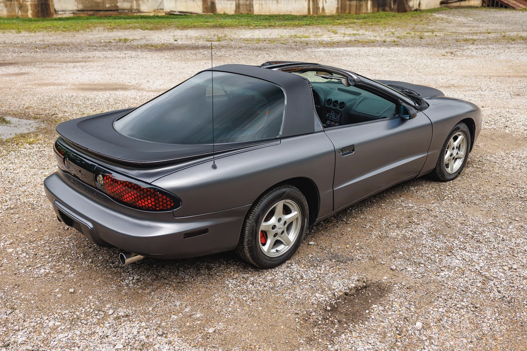 1996 Pontiac Firebird Formula 4th Gen - Image 13 of 31