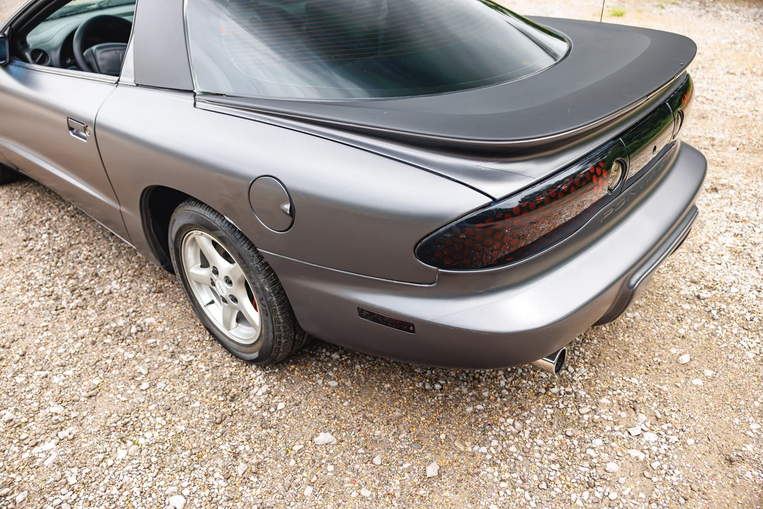 1996 Pontiac Firebird Formula 4th Gen - Image 28 of 31